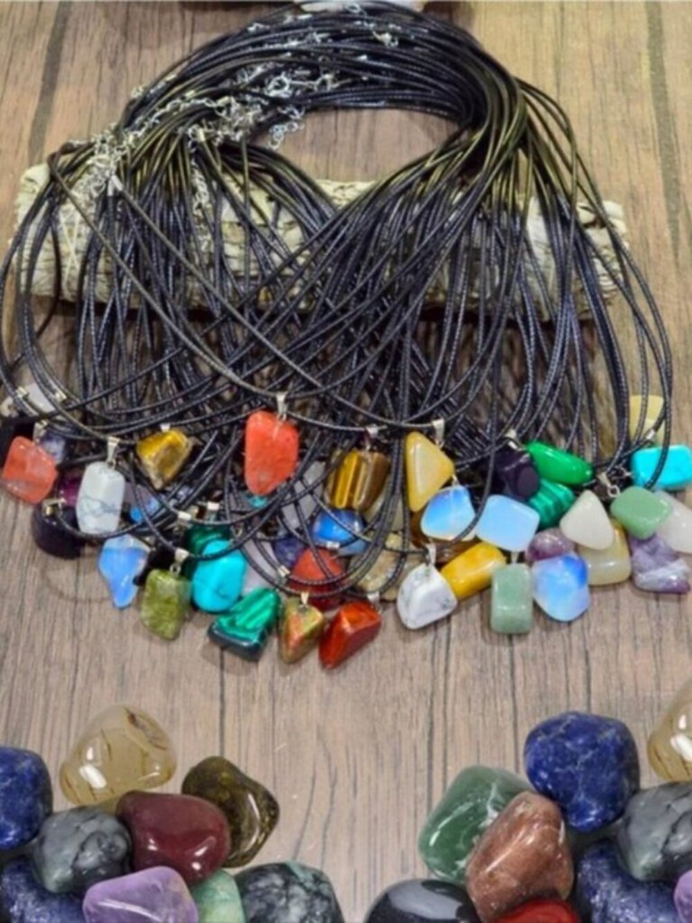A Gothic Universe Crystal Pendant Necklace Full Moon Aries Charged Stone Sz OS